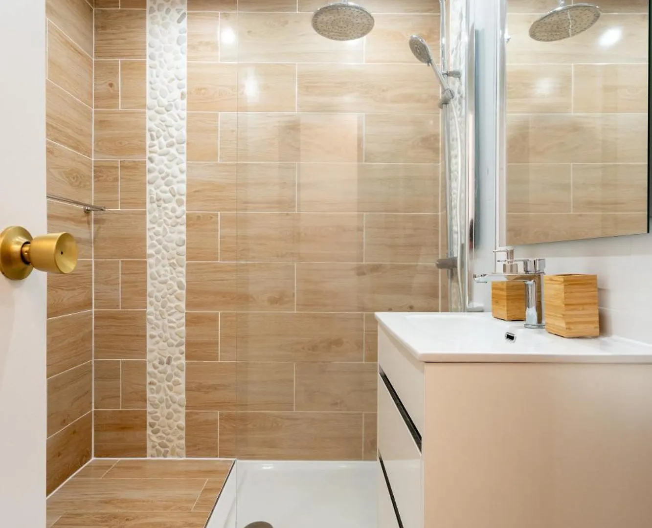 Castle Harbour Apartment With Heated Pool 로스크리스티아노스 스페인